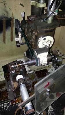 ขายเครื่องกัดเซาะร่องราคาตัวละ 13,000 บาทมี 7 ตัว