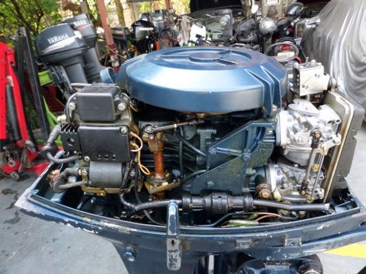 เครื่อง YAMAHA 40 แรง 2 จังหวะ นำเข้าจากญี่ปุ่น