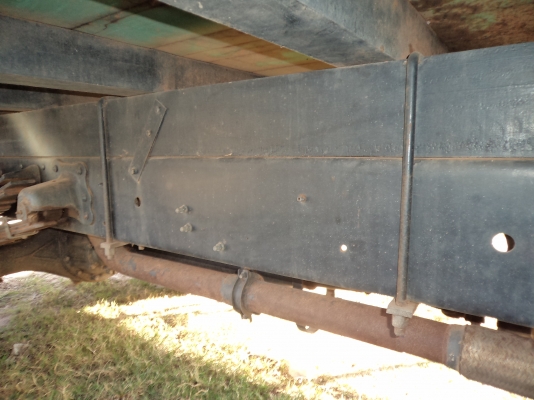 ขาย915000บาท รถ6ล้อฮีโน่เมก้าสภาพ90\%สวยสดทั้งคันพร้อมใช้งานคับ