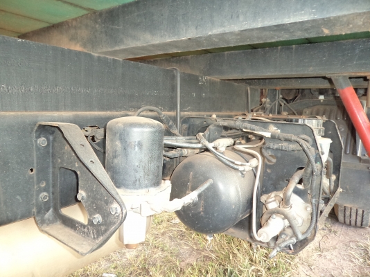 ขาย915000บาท รถ6ล้อฮีโน่เมก้าสภาพ90\%สวยสดทั้งคันพร้อมใช้งานคับ