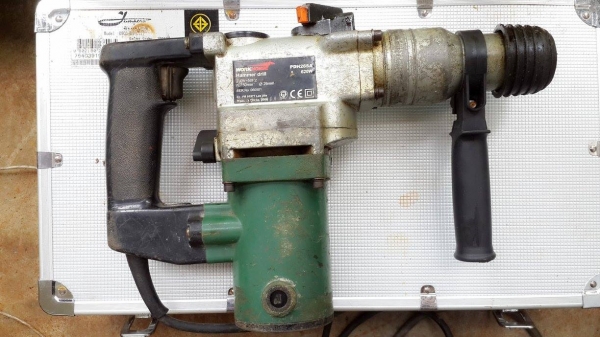 สว่านแย๊กสภาพดีราคาถูก1600บาท