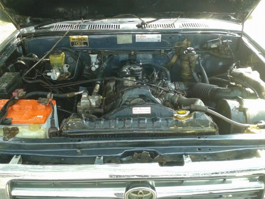 รถกระบะไมตี้แค็ป  เครื่อง 2500  ปี 2534 พวงมาลัยธรรมดา  เครื่องดี ยางดี คันซีสวย