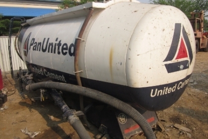 ขายถังบรรจุปูนซีเมนต์ผงขนาดใหญ่ BA15-53A พร้อมสาย สำหรับรถหัวลาก ราคา 320,000 บาท