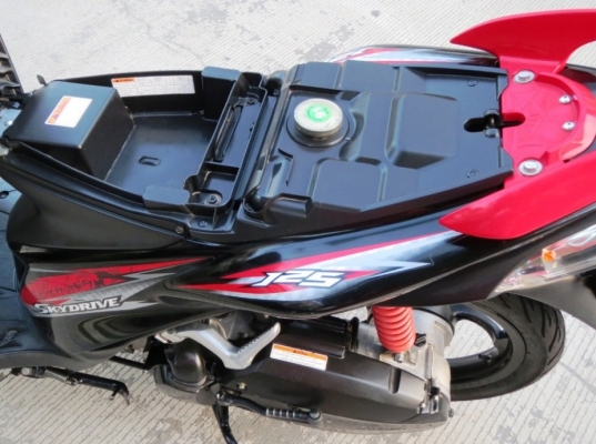 Suzuki Skydrive ล้อแม็กซ์ 2012 หัวฉีด ลายใหม่ เดิมดี ไม่มีบิวด์ เพียง 23,900 บาทเท่านั้น Suzuki Skydrive ล้อแม็กซ์ 2012 หัวฉีด ลายใหม่ เดิมดี ไม่มีบิวด์ เพียง 23,900 บาทเท่านั้น