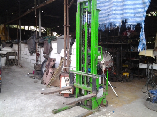 ขายลิ๊ฟไฟฟ้า 1 ตันสูง 4 เมตร 12500 บาท