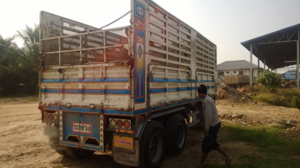 ขายลูกพ่วงไม่ดั๊มพ์คอกเกษตร ยาว 6.50 เมตร 3 เพลาแท้ ทะเบียนพร้อม