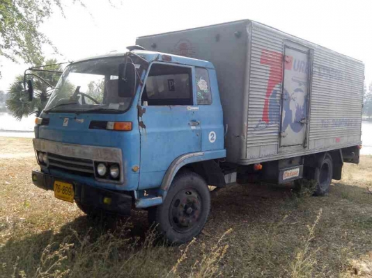 ขายรถหกล้อ  เครื่อง 145 แรง เครื่องดี  แคซซีสวย