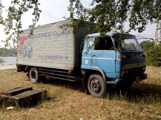 ขายรถหกล้อ  เครื่อง 145 แรง เครื่องดี  แคซซีสวย