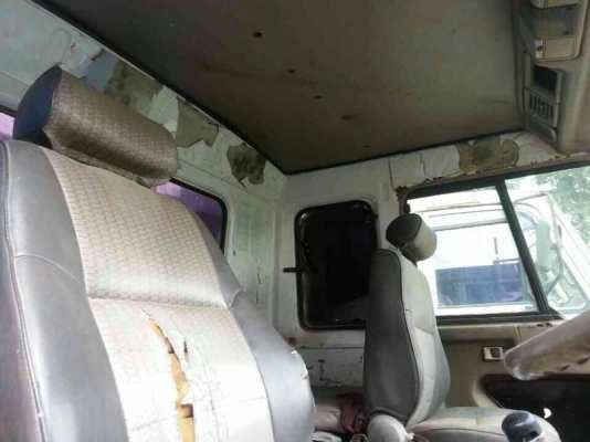 รถมิตซู 10 ล้อดั้ม FN527M 195 แรงม้า. สนใจติดต่อ 081 - 6079515