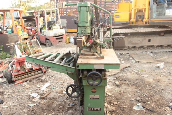 ขายเครื่องตัดเหล็ก-ตัดไม้-เจาะเหล็ก TOYO JWM ราคา 32,000 บาท