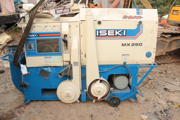 ขายเครื่องสีข้าว ISEKI MX250 3แรง 200V ราคา 38,000 บาท