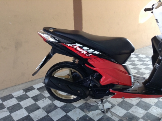 ขาย!!!ฮอนด้าคลิ๊กไอ รุ่นท๊อปล้อแม็ก ปี54 รถเครื่องดีคับ มีเล่มทะเบียนครบ ภาษีไม่หมด