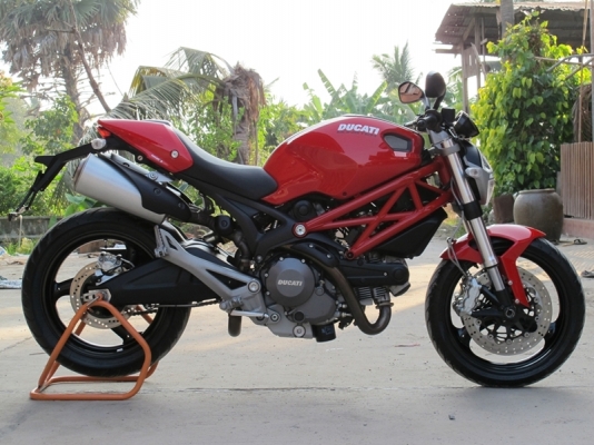ขาย ducati monster 795 รถศูนย์ทองหล่อ