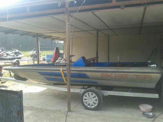 ขายเรือ18ฟุต(เรือเปล่า) 60,000บ.