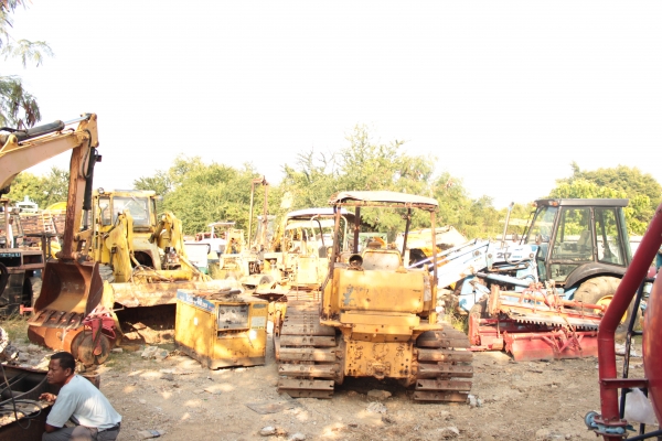 ขายเครื่องจักรกลหนัก เช่น รถหน้าตักหลังขุด รถแบคโฮ รถไถ รถแทรกเตอร์ รถโฟล์คลิฟ รถตัก ราคาสอบถามได้