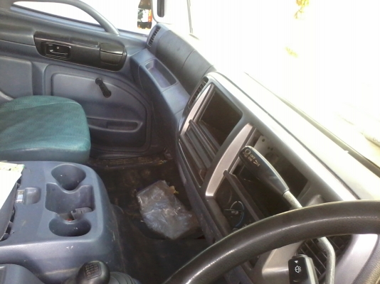 ขายด่วนครับ หัวลาก Hino 500 330 แรงม้า ยูโร3 ปี52 ขายด่วนครับ หัวลาก Hino 500 330 แรงม้า ยูโร3 ปี52