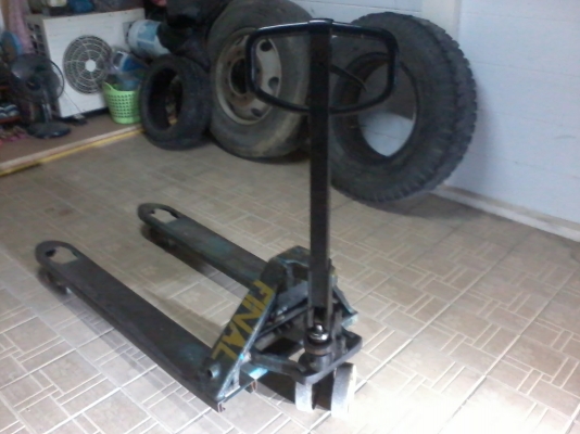 ขายแฮนด์ลิฟ สภาพพร้อมใช้งาน ราคาถูกกว่าเชียงกง เจ้าของขายเอง