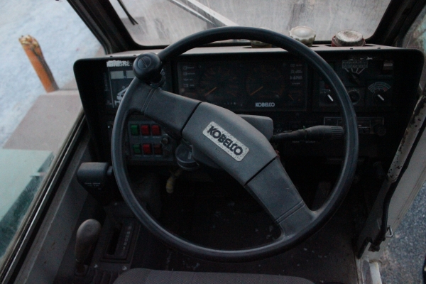 ขายรถเครน KOMATSU RK70M รถนอก สภาพสวย ไฟฟ้าครบ ขายรถเครน KOMATSU RK70M รถนอก สภาพสวย ไฟฟ้าครบ