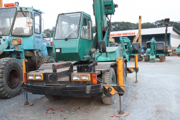 ขายรถเครน KOMATSU RK70M รถนอก สภาพสวย ไฟฟ้าครบ ขายรถเครน KOMATSU RK70M รถนอก สภาพสวย ไฟฟ้าครบ