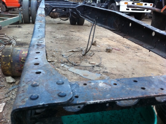 คัสซี 6 ล้อ HINO FC (ไม่มีทะเบียน)