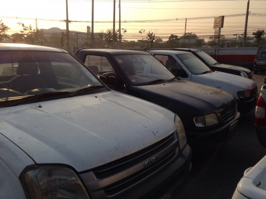 ขายรถ อีซูซุ ตอนเดียว จำนวนหลายคัน ปี 2542'2545' ขายรถ อีซูซุ ตอนเดียว จำนวนหลายคัน ปี 2542'2545'