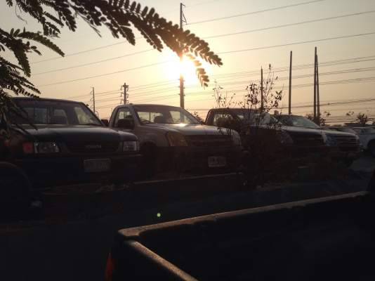 ขายรถ อีซูซุ ตอนเดียว จำนวนหลายคัน ปี 2542'2545' ขายรถ อีซูซุ ตอนเดียว จำนวนหลายคัน ปี 2542'2545'