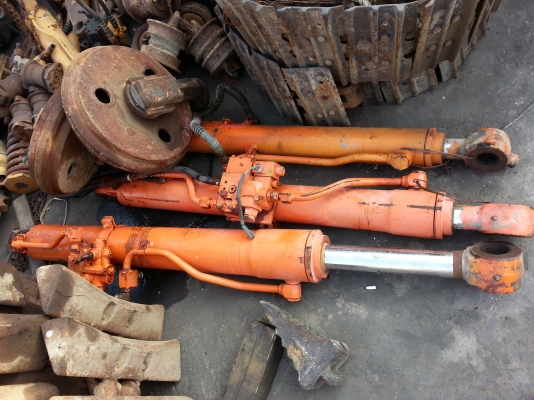 ขายอะไหล่ รถขุด HITACHI รุ่น ZX60 มือสองญี่ปุ่นแท้ ขายอะไหล่ รถขุด HITACHI รุ่น ZX60 มือสองญี่ปุ่นแท้