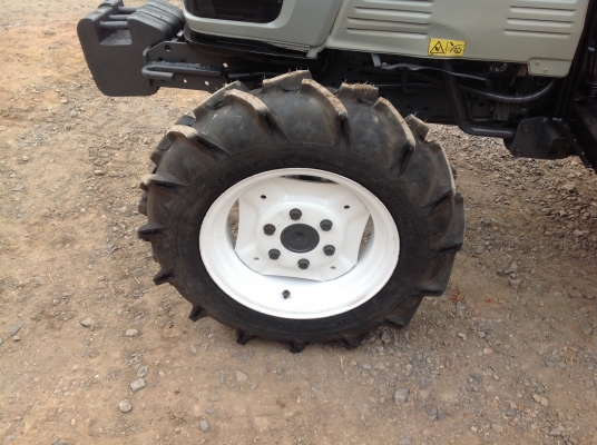 ปัญญาแทรคเตอร์มาแล้ว...จัดมาให้ครับ ยันม่า EF 352T พร้อม ผาน5