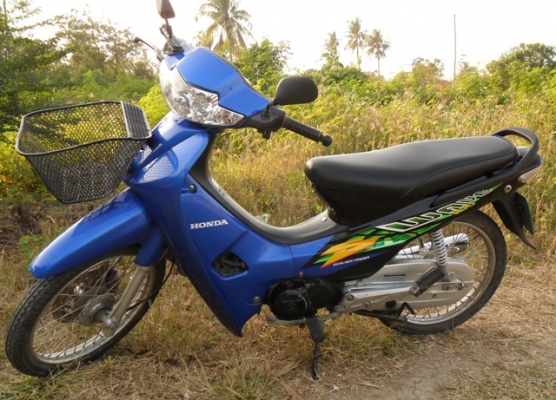 Wave 100 s รถดี มือเดียวตั้งแต่แรก เครื่องเดิมแน่นๆ ใช้น้อย ติดง่าย สภาพเดิมๆ มีเล่มทะเบียน+เอกสารพรอ้มโอน 12,500 บาท Tel. 092-9351644