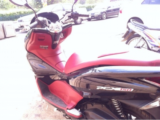ขายด่วน pcx150 ดำ/แดง ปี 2012 7,xxxโล สภาพดี 98\%