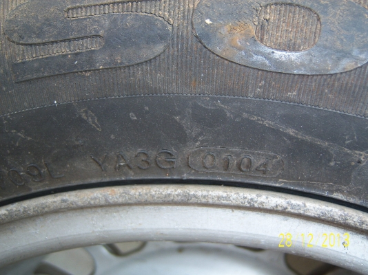 ล้อแม็กอะไหล่ ขอบ14 พร้อมยาง 185 65 14