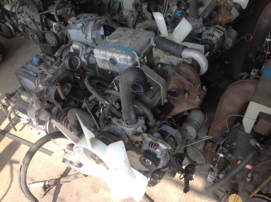 ขายเครื่องเก่าญี่ปุ่น 3 สูบยี่ห้อ อิซากิ(Iseki) รุ่นE3CD เทอร์โบ ขนาด35 แรงม้าสภาพสวยมากๆ