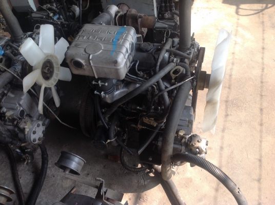 ขายเครื่องเก่าญี่ปุ่น 3 สูบยี่ห้อ อิซากิ(Iseki) รุ่นE3CD เทอร์โบ ขนาด35 แรงม้าสภาพสวยมากๆ