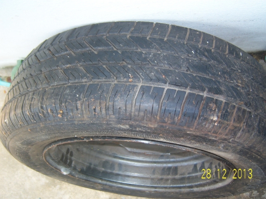 ล้ออะไหล่ ขอบ 14 พร้อมยาง 175 65 14