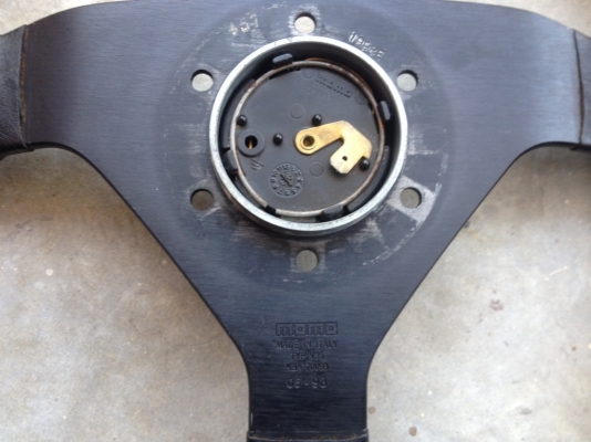 วง MOMO-CORSEเเท้ยุ่นสภาพดีตามรูป