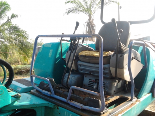 ขายด่วนรถแมคโคร KOMATSU PC30-7 ขายด่วนรถแมคโคร KOMATSU PC30-7