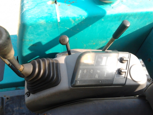 ขายด่วนรถแมคโคร KOMATSU PC30-7 ขายด่วนรถแมคโคร KOMATSU PC30-7