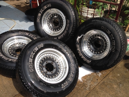 ล้อ OFF ROAD JAPANแท้ ขอบ15 กว้าง7นิ้วอ๊อฟ15พร้อมยางล้อเบามากครับ