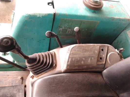 ขายด่วนรถแมคโคร KOMATSU PC30-7