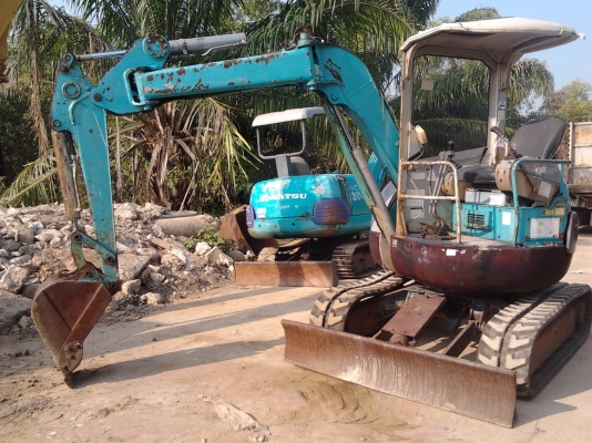 ขายแมคโคร KOBELCO SK30UR-2 เก่านอกแท้ๆ ราคาพร้อมส่งค่ะ