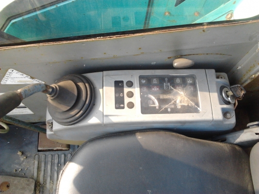 ขายแมคโคร KOBELCO SK30UR-2 เก่านอกแท้ๆ ราคาพร้อมส่งค่ะ