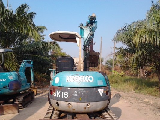 ขายแมคโคร KOBELCO SK30UR-2 เก่านอกแท้ๆ ราคาพร้อมส่งค่ะ