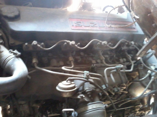 ขายหกล้อ อีซูสุ Ks130แรง ลดราคาแล้วครับ 195000 ช่างสีไม่ว่างไปปะท่วง ก.ท.ม อุปกรณ์ครบ ทำสีใหม่สวยเลยครับ