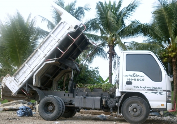 ขายด่วน รถหกล้อดั้ม ISUZU  ราคา 670000 บาท โทร.086-1639935