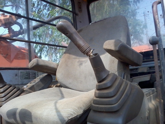 ขายแบคโฮ HITACHI-ZX 200-2 รถนำเข้าจากjapanใช้งานในไทย ขายแบคโฮ HITACHI-ZX 200-2 รถนำเข้าจากjapanใช้งานในไทย