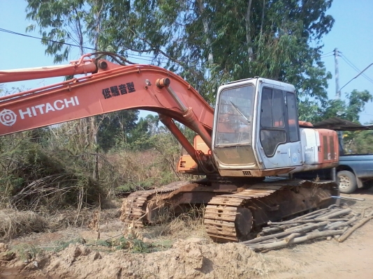 ขายแบคโฮ HITACHI-ZX 200-2 รถนำเข้าจากjapanใช้งานในไทย