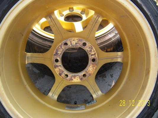 แม็ก RGII ขอบ18 หน้า8 หลัง9 พร้อมยาง 225,235 40 18 ปี12 มี1ชุด