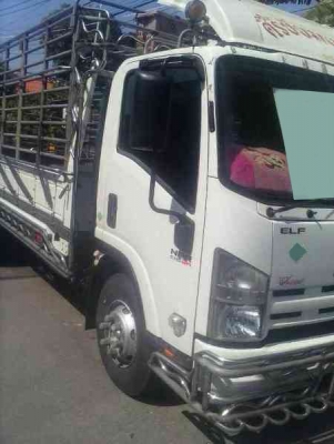 รถบรรทุก 6 ล้อ ยี่ห้อ ISUZU 130 แรงม้า ก๊าซNGV 4 ถัง