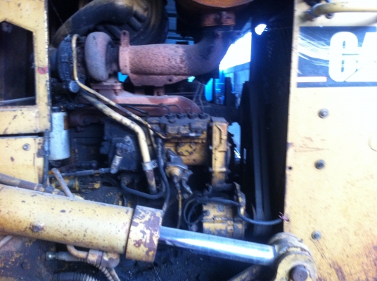 ขายรถแทรกเตอร์ CAT D5H ตีนไก่ เกียร์ท๊อก รถสวยช่วงล้างเต็ม พร้อมใช้