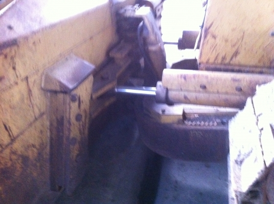 ขายรถแทรกเตอร์ CAT D5H ตีนไก่ เกียร์ท๊อก รถสวยช่วงล้างเต็ม พร้อมใช้